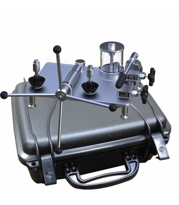 Additel ADT 960 [ADT960-AF-SET] Hydraulic Pressure Test Pump With Carrying Case, Autoclave F-250-C female, 0 to 60,000 psi (4,200 bar) - Diethylhexyl Sebacate
