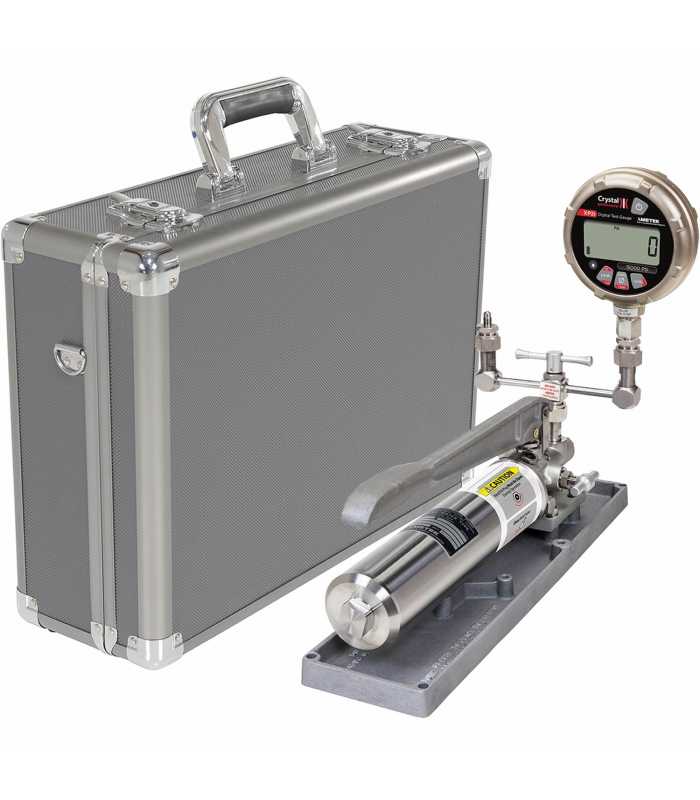 Ametek Crystal XP2i [30PSIXP2I-FOV] Digital Pressure Gauge w/Pump System F (Oil) 0 to 15,000 psi, 0.1% Accuracy, 1/4NPT Male, 30 PSI Gauge & Aluminum Case