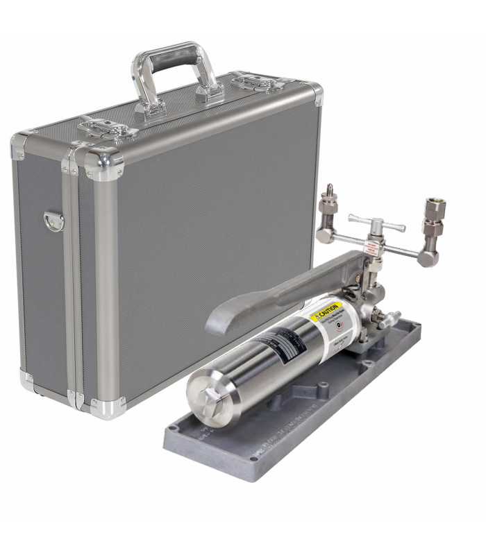 Ametek Crystal XP2i [15PSIXP2I-DL-FOV] Digital Pressure Gauge w/DataLoggerXP Software & Pump System F (Oil) 0 to 15,000 psi, 0.1% Accuracy, 1/4NPT Male, 15 PSI Gauge & Aluminum Case