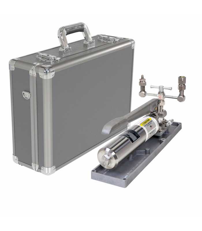 Ametek Type T [T-2/OIL] Hydraulic Pressure Pump, Oil Pressure Medium, Buna-N Seal Package With operating Manual, Manifold, Tools and Carrying Case