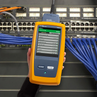Fluke Networks DSX2-8000 CableAnalyzer Copper Cable Certifiers with 2 GHz Range (22 Model In This Product Family)