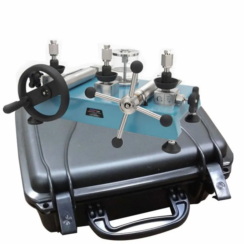Additel ADT 949 [ADT949-AF-SET] Hydraulic Ultra-High Pressure Calibration Pump With Carrying Case, Autoclave F-250-C Female, 60,000psi (4,200 bar) - Diethylhexyl Sebacate