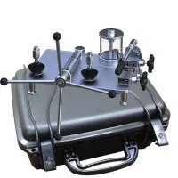 Additel ADT 960 [ADT960-AF-SET] Hydraulic Pressure Test Pump With Carrying Case, Autoclave F-250-C female, 0 to 60,000 psi (4,200 bar) - Diethylhexyl Sebacate