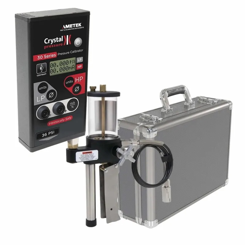 Ametek Crystal 30 [IS31-16PSI-CXX] Single Digital Pressure Calibrator 0 to 16 PSI w/Pump System C (Oil) 0 to 3000 psi/200 Bar, Aluminum Case