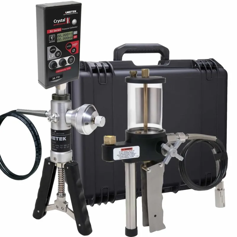 Ametek Crystal 30 [IS31-16PSI-HOX-W] Single Digital Pressure Calibrator 0 to 16 PSI w/Pump System H (Oil/Pneumatic) -27 inHg to 580 PSI /-0.91 to 350 bar, Waterproof Case