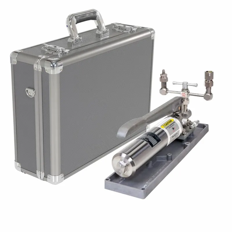 Ametek Type T [T-2] Hydraulic Pressure Pump, Water Pressure Medium, Buna-N Seal Package With operating Manual, Manifold, Tools and Carrying Case