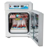 Benchmark Scientific H3501E [H3501-E] IncuShaker CO2 Mini EU with Non-slip Rubber Mat, 230V - EU Plug