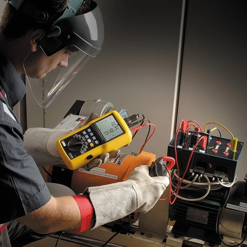 Chauvin Arnoux CA 8220 [P01160620] 1,3-Phase, 6500A AC/ 1700A DC, 600V AC Power Quality Analyser