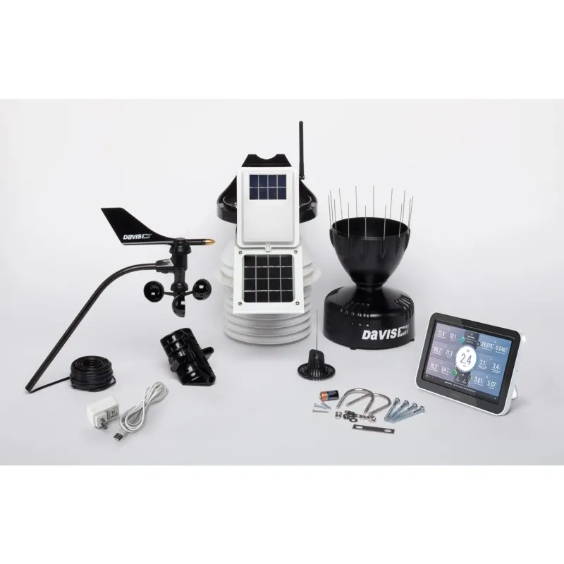 Davis Vantage Pro2 [6253M] Wireless Weather Station with 24-Hour Fan Aspirated Radiation Shield and WeatherLink Console (Metric)