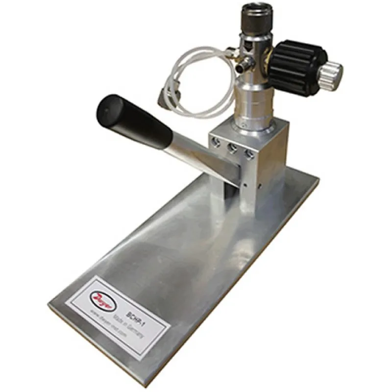 Dwyer BCHP Low Pressure Calibration Pump, -28 inHg to 870 psi (-0.95 bar to 60 bar)