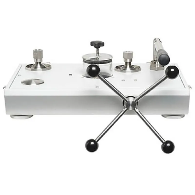 Fluke Calibration P5500 [P5514-140M] Hydraulic Comparison Pump 20,000 psi (1,400 bar) 