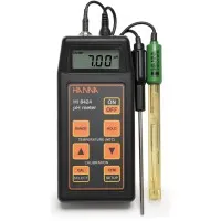 HANNA Instruments HI-8424 [HI8424] Portable pH / mV / Temperature Meter 