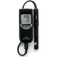 HANNA Instruments HI-991300 [HI991300] Portable Waterproof pH / EC / TDS Meter (Low Range)