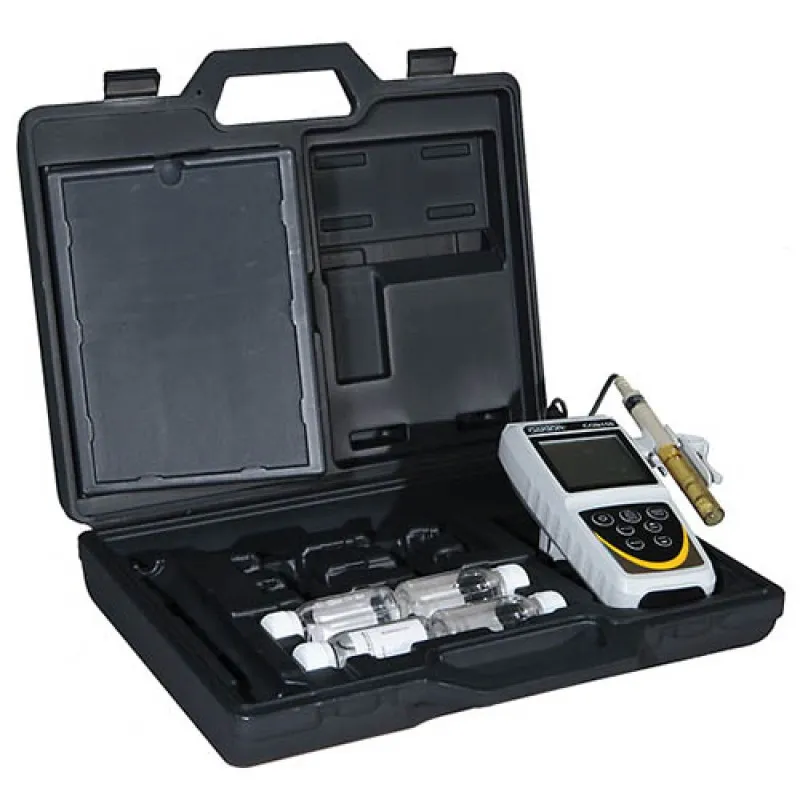 Oakton/Eutech CON 150 [WD-35607-91] Handheld Conductivity/TDS Meter Kit with NIST-Traceable Calibration