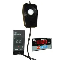 PCE Instruments LXT Light Meter 