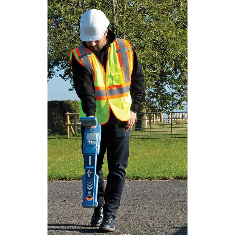 SPX Radiodetection RD8200 Precision Pipe and Cable Locator
