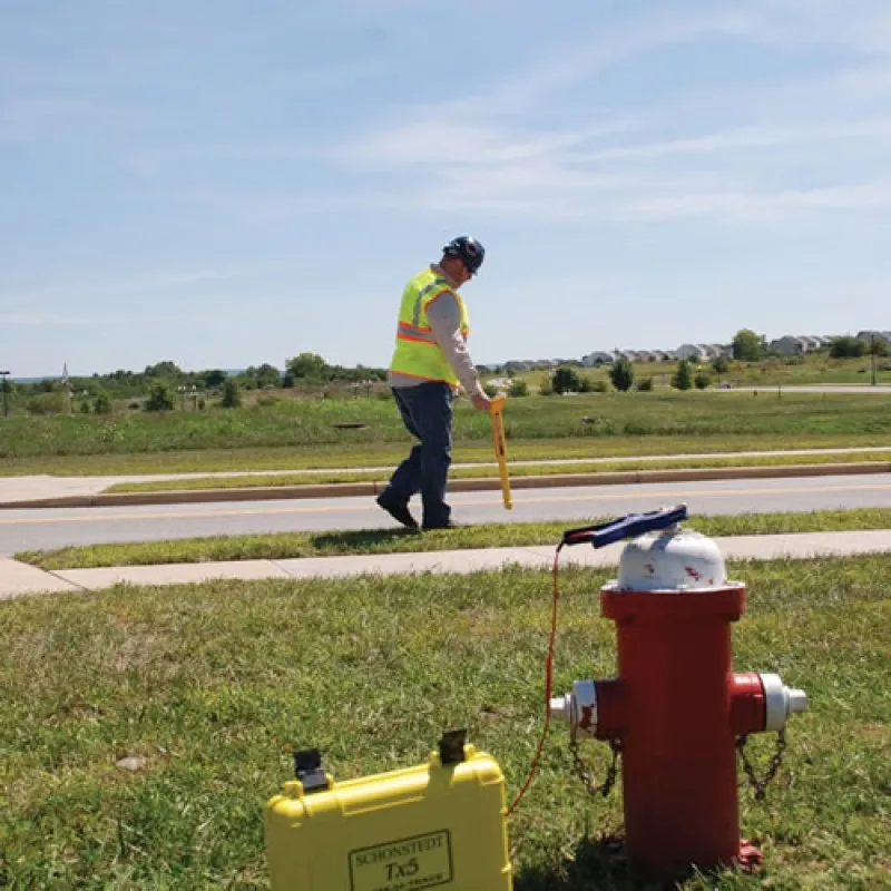 Schonstedt XTpc+ Multi-Frequency Pipe & Cable Locator