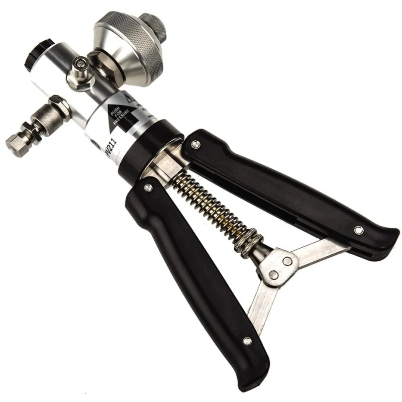Druck PV211 Pneumatic Hand Pump Kit (16 Model Dalam Keluarga Produk Ini)