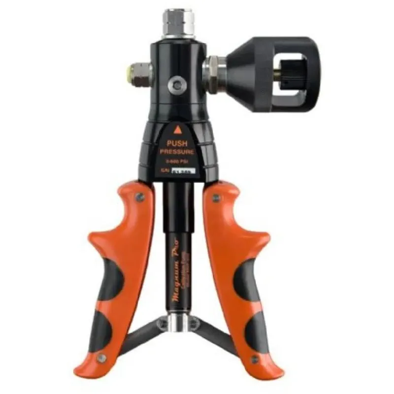 East Hills Instruments MVP600KT [MVP-600KT] Magnum Pro Pneumatic Calibration Hand Pump, 600 psi with Case, 2 ft. Hose