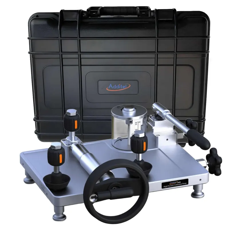 Additel 946AW [ADT946AW-N2-SET] Hydraulic High Pressure Calibration Pump with Carrying Case, Deionized Water Media, 1/2 NPT female, 15,000 psi (1,000 bar)