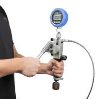 Additel 993 Pompa Tekanan Pneumatik Portabel, dari vakum 95% hingga 1.000 psi (70 bar)