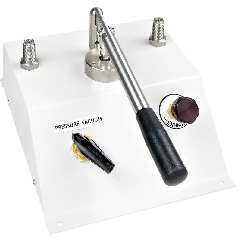 Fluke Calibration P5500 Hydraulic and Pneumatic Comparison Test Pumps