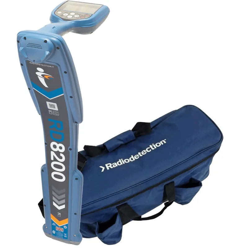 SPX Radiodetection RD8200 [10/RD8200-BAG-UK] Precision Pipe and Cable Locator with Soft Carrying Bag