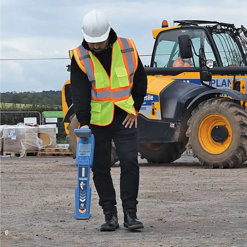 SPX Radiodetection RD8200 Precision Pipe and Cable Locator
